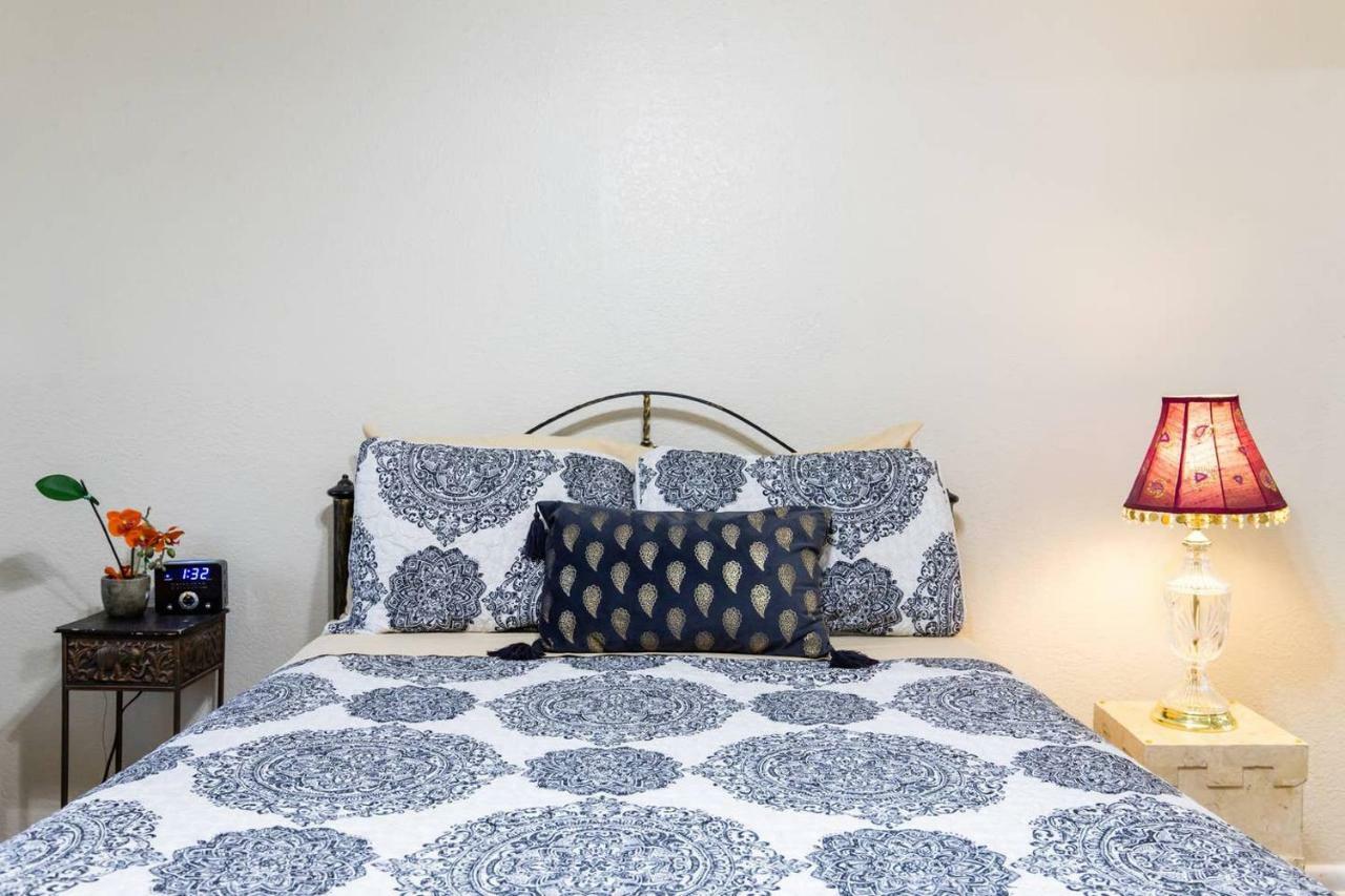 Oasis Near Dfw Airport With Mediterranean Setting Irving Exterior foto